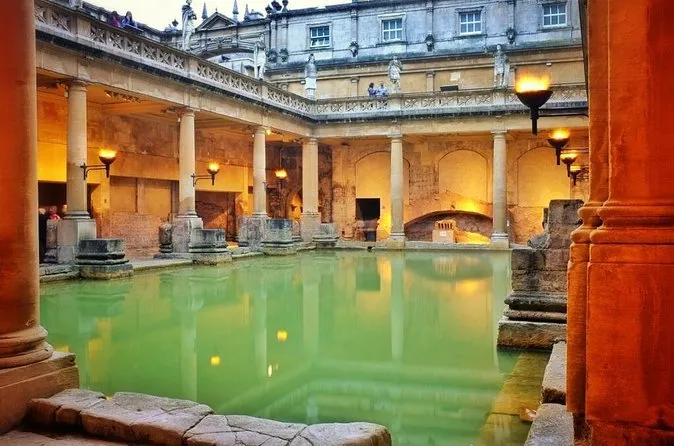 Bath & Stonehenge Full-Day Guided Tour